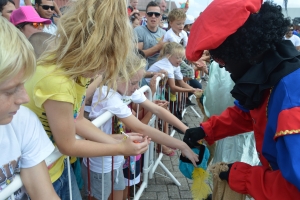 Reportahe fotografico di yegada di Sinterklaas na Aruba awe
