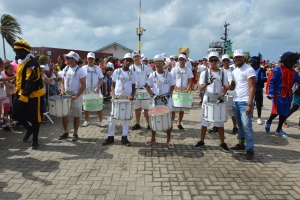 Reportahe fotografico di yegada di Sinterklaas na Aruba awe