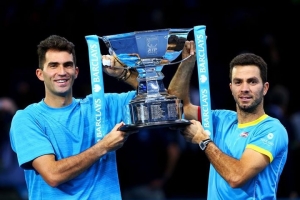 Yiu di Corsou number uno den tennis mundial cu titulo di ‘doubles’