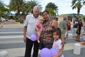 Naufragonan di boto La Rumbera a yega Aruba porfin