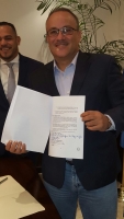 De Meza: Aruba porfin ta bira doño di e refineria di Aruba