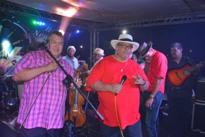 Power FM a cende pagara di fin di aña cu musica di dande
