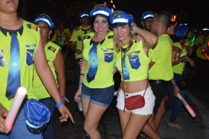 Mas bista di e parada di flambeu di diasabra
