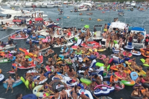 Fuikdag mas trankil cu normal pero cu hopi ambiente