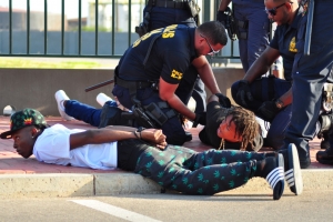 Total di 8 detencion durante parada di mucha San Nicolas