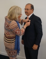 Minister Hulandes a sorprende Gobernador cu premio ministerial