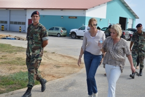 Presencia Marinierskazerne importante pa Reino Hulandes