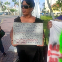 Ex trahadonan di casino a protesta na Bestuurskantoor