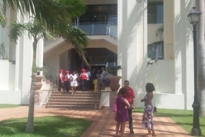 Cruz Cora Aruba a asisti cu caso di candela na Riu Palace