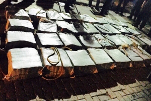 Husticia di Aruba a intercepta lote grandi di droga