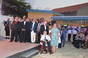 Estreno Himno Aruba Dushi Tera '40' ricibi cu hopi emocion