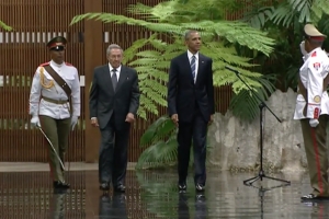 Barack Obama a honra Jose Martí y topa cu presidente Cubano Raul Castro dialuna