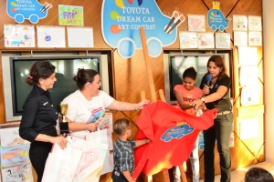 Riba 500 mucha a participa den campaña "Toyota Dream Car Art Contest" 