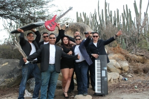 Aruba ta conoce e banda nobo “Loud by Quincy”