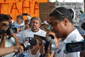 Gobernantenan a atende cu manifestantenan 