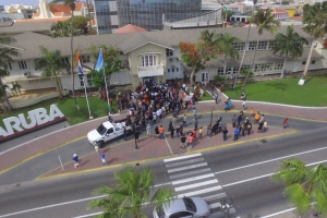 Manifestantenan a duna gobierno un luna pa solucion