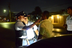 Control nacional di trafico a produci varios detencion