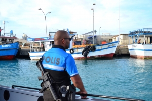 Polis y Kustwacht ta sigui riba alerta pa evita risiconan pa Aruba