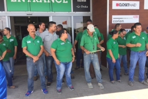 Trahadonan di Kooyman a bay den accion