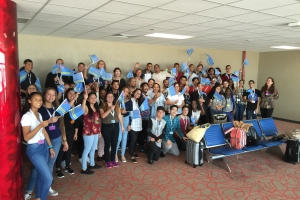 Prome grupo di studiante rumbo pa Hulanda awe mainta