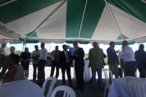 Minister Hulandes Henk Kamp a inaugura Statia Solar Park