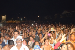 Juan Luis Guerra y Kassav grandi riba anochi gratis CNSJ