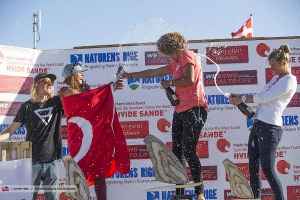 Sarah-Quita Offringa Campeon Mundial Slalom Windsurfing 2016 