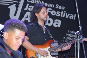 Prome anochi Caribbean Sea Jazz tabatin un tiki pa tur!