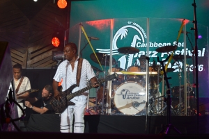 Prome anochi Caribbean Sea Jazz tabatin un tiki pa tur!