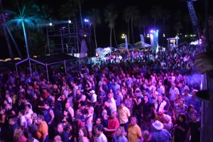 Prome anochi Caribbean Sea Jazz tabatin un tiki pa tur!