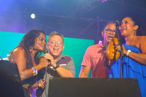 Caribbean Sea Jazz tabatin un 'helelé' pa tur hende!