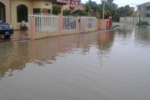 Awacero torencial a afecta varios parti na Aruba