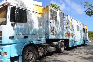 Aruba su Bus di Salud ta sosteni pa Botica di Servicio