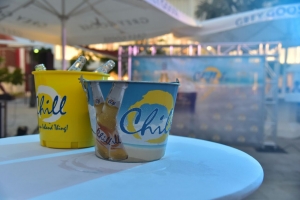 Chillato ta haya 'thumbs up' di esunnan cu a purb'e