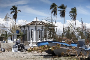 Defensa Hulandes a entrega prome ayudo na Haiti