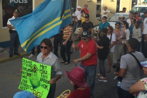 Centenares di ciudadano a marcha contra criminalidad  
