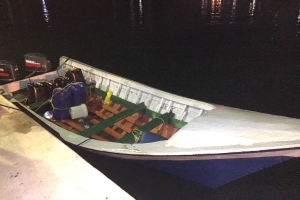Wardacosta a bolbe intercepta lote grandi di droga banda di Corsou