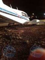 Aeropuerto a drecha daño riba pista causa pa accidente di avion 