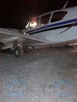 Aeropuerto a drecha daño riba pista causa pa accidente di avion 