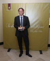 Appel di Oro ta simbolisa trabou excelente den enseñansa 