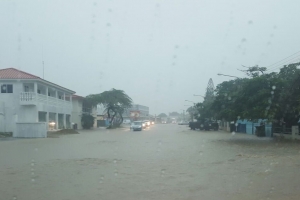 Awacero fuerte inundando varios parti na Aruba 