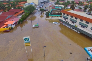 Palm Beach y Madiki, zonanan mas afecta pa awacero 