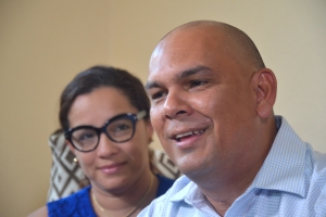 Otmar Oduber a oficialmente anuncia partido nobo 