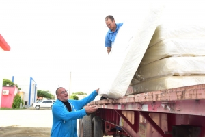 Rode Kruis Aruba a ricibi donacion grandi di MetaCorp
