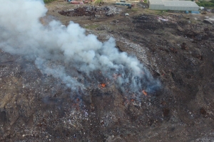 Huma toxico di Dump a alcansa Oranjestad diamars mainta!