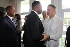 Gobierno di Aruba tabata na entiero di 'Paps' Capriles 