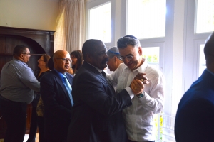 Grootse en indrukwekkende begrafenis Lionel 'Paps' Capriles 