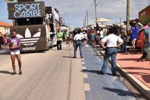 Bista fotografico di parada di blaas di San Nicolas