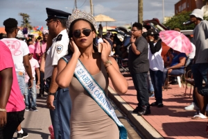 Bista fotografico di parada di blaas di San Nicolas
