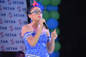 Sendy Loefstop y Mary Jane Vrolijk ganadornan di Tumberito